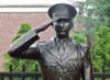 statuecloseup800x590_small.jpg
